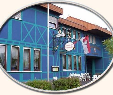 ホテルFrankischer Landgasthof Uettingen エクステリア 写真