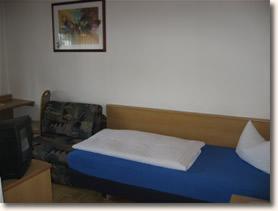 ホテルFrankischer Landgasthof Uettingen 部屋 写真